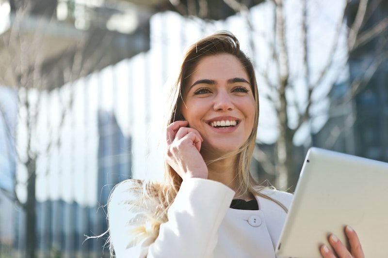Should I Move for a Job? - Agoyu