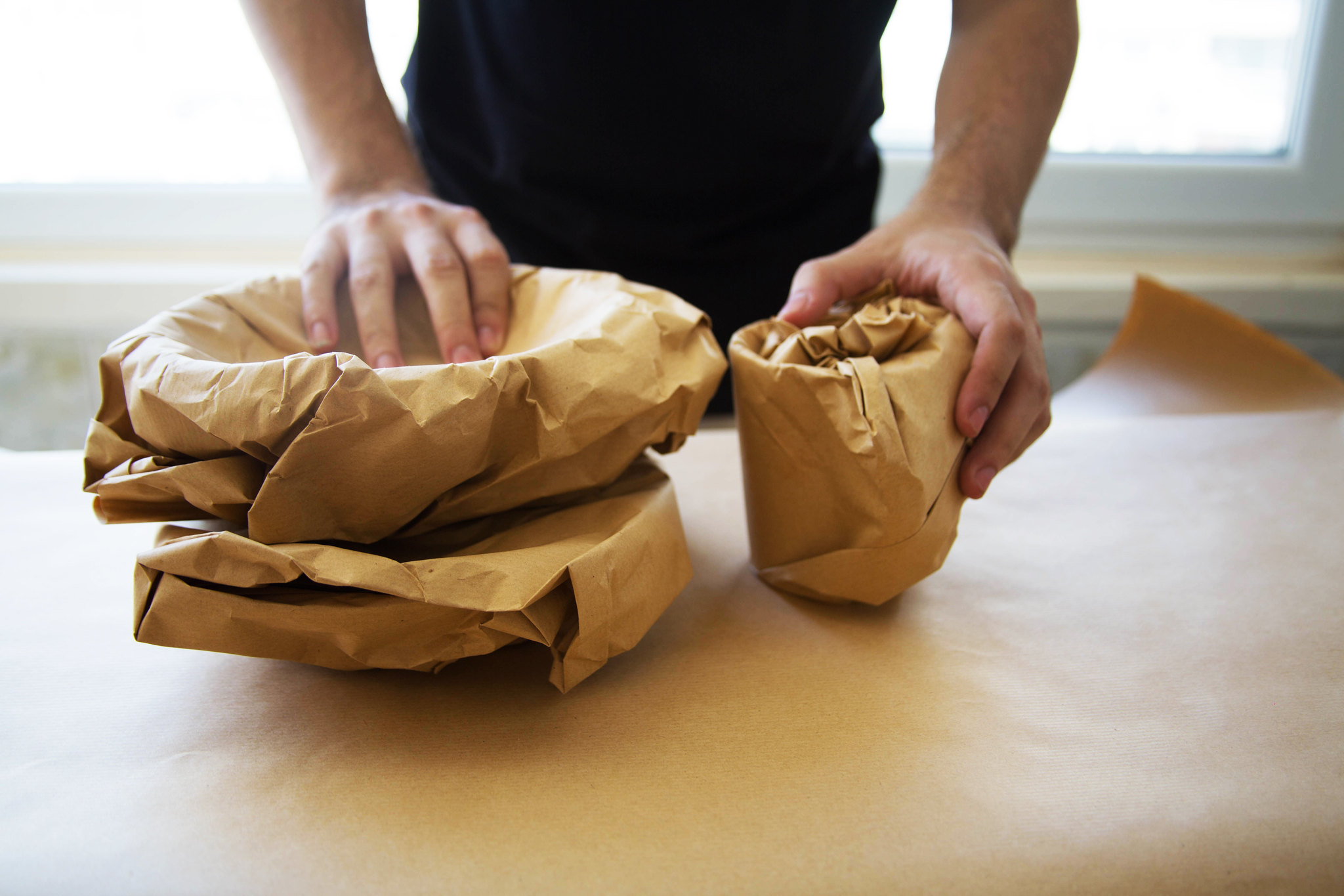 how to pack dishes