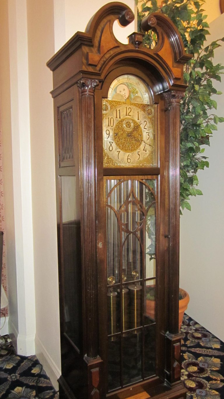 How to Move a Grandfather Clock Simple Steps for Safety