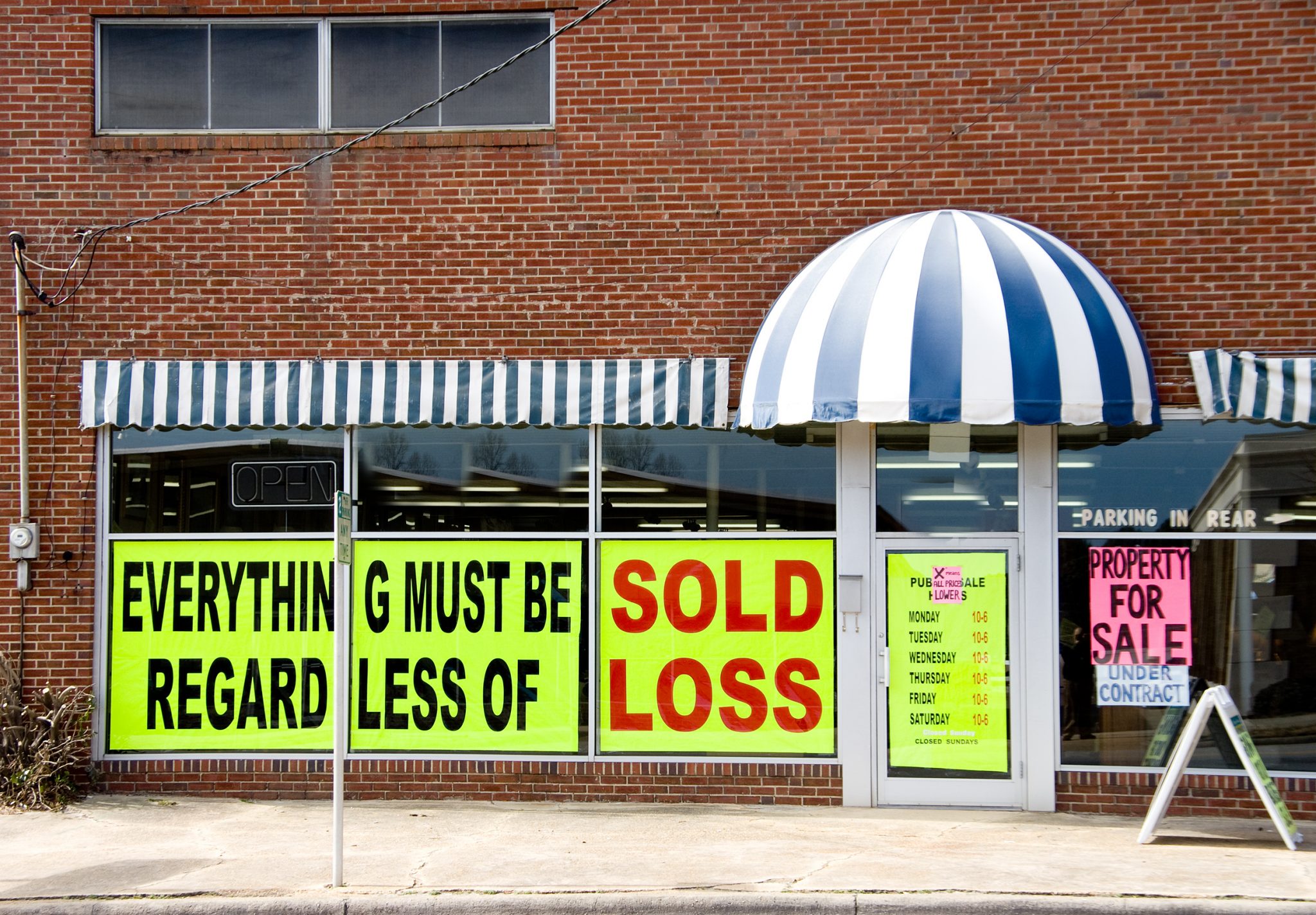 Estate Sale vs Garage Sale Understanding the Differences